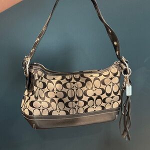 Vintage Coach Black and Gray Signature Shoulder Bag